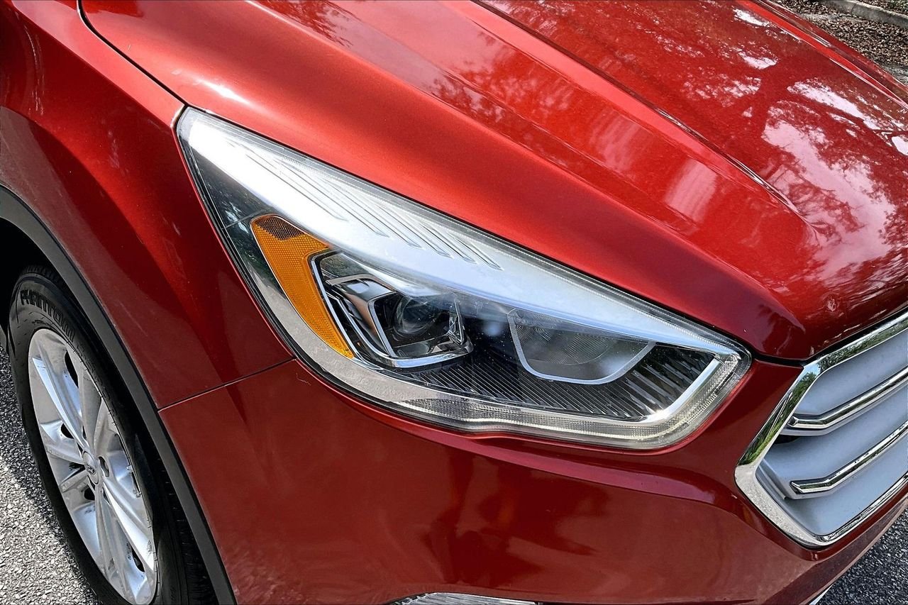 Used 2019 Orange Ford SEL image 33