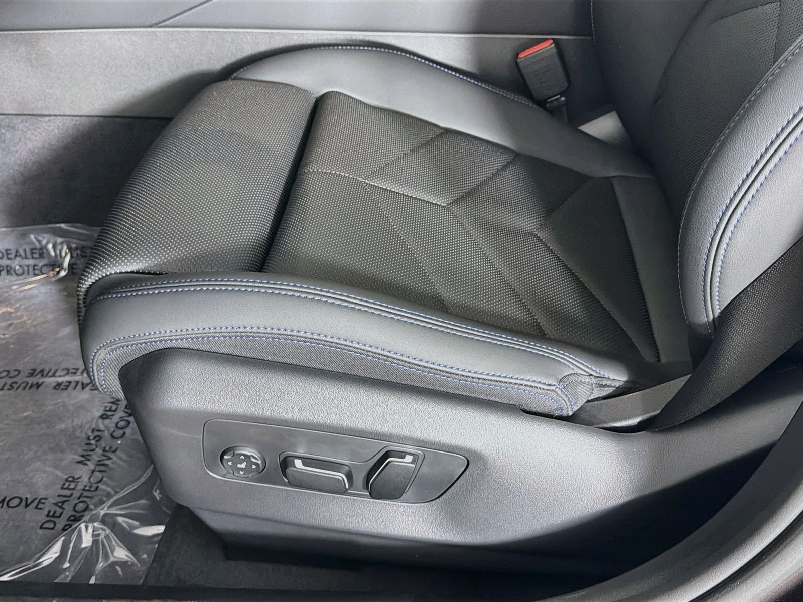 New 2026 Frozen Deep Grey BMW M60 image 20