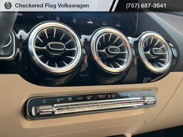 Used 2023 Polar White Mercedes-Benz GLA 250 4MATIC® image 43