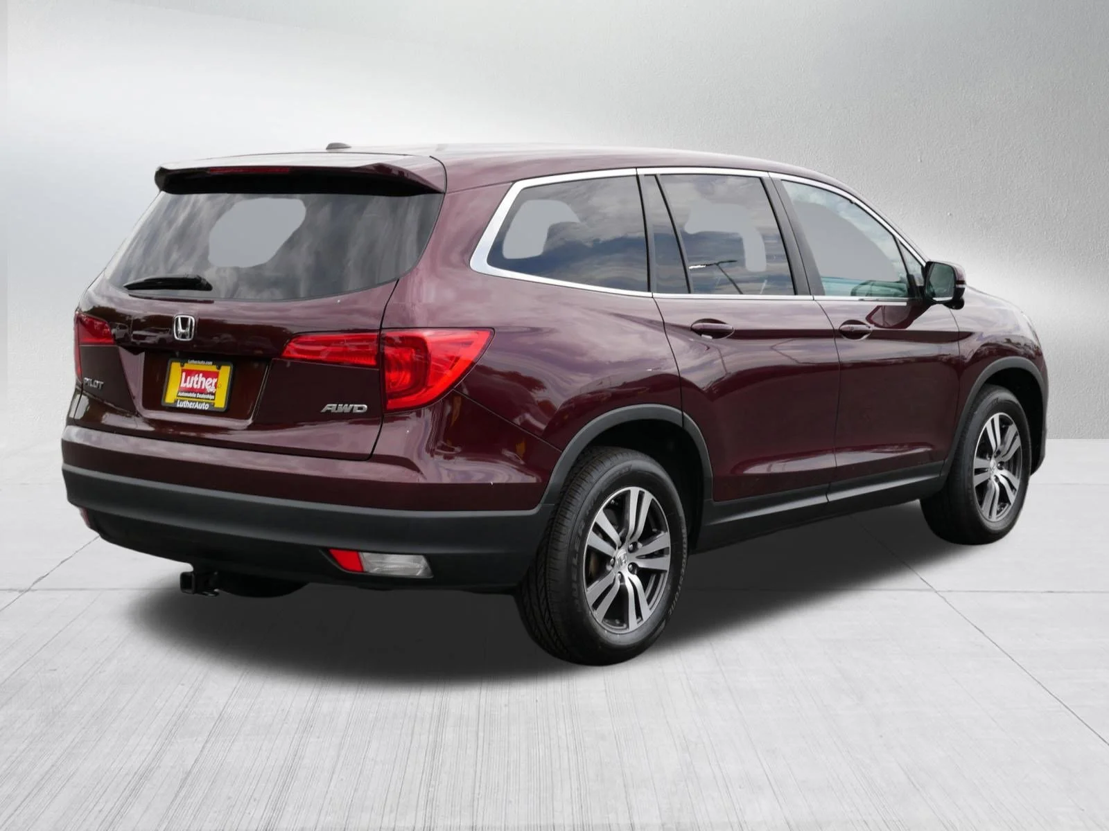 Used 2016 Dark Cherry Pearl Honda EX-L image 7
