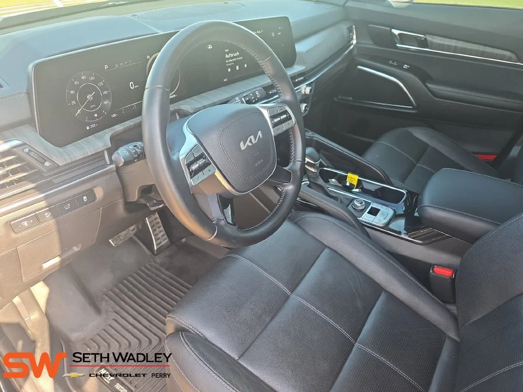 Used 2023 Ebony Black Kia SX image 16