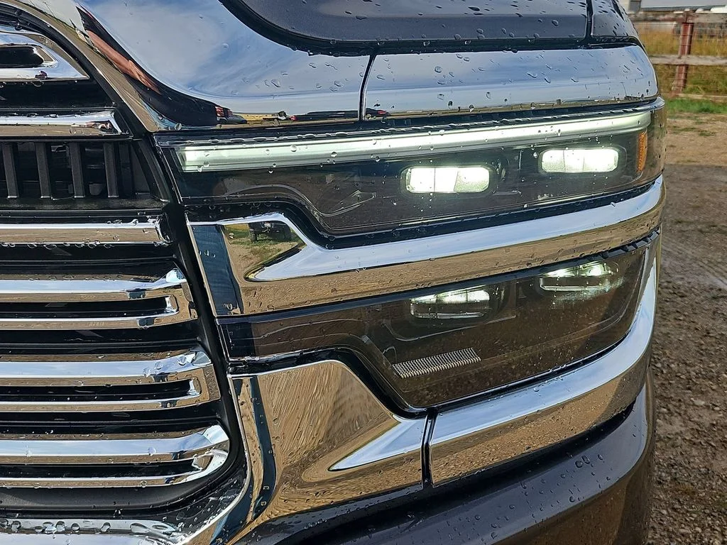2026 RAM 2500 Laramie - Photo 18