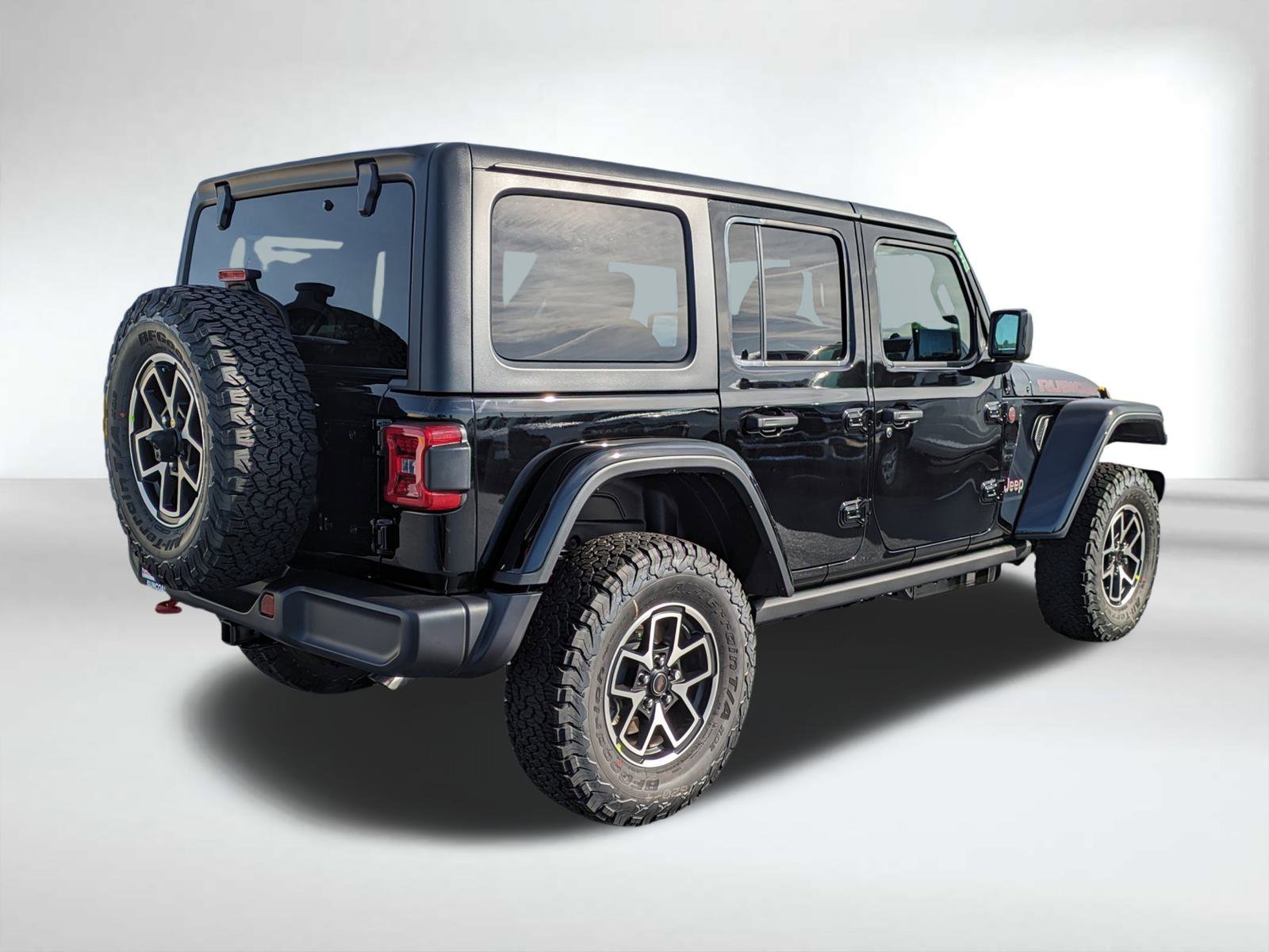 New 2026 Black Clear-Coat Exterior Paint Jeep Rubicon image 4