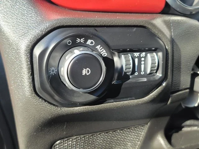 Used 2021 Gray Jeep Unlimited Rubicon image 34