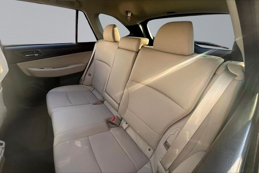 Used 2019 Green Subaru 2.5i image 22