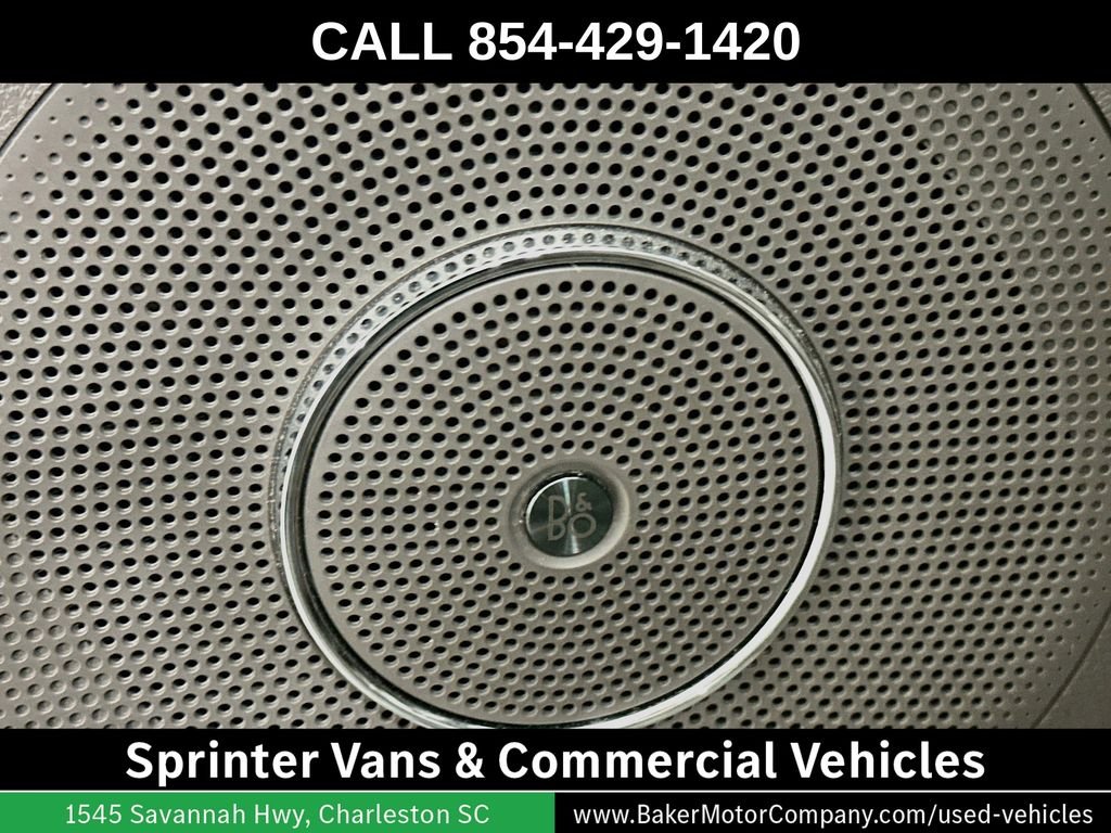 Used 2018 Gray Ford Limited image 20