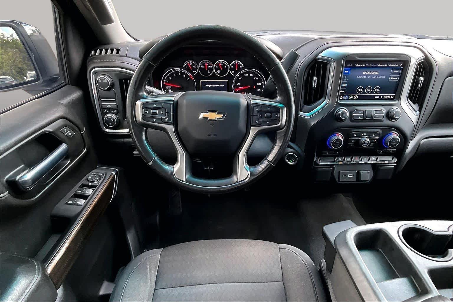 Used 2021 Iridescent Pearl Tricoat Chevrolet LT image 6