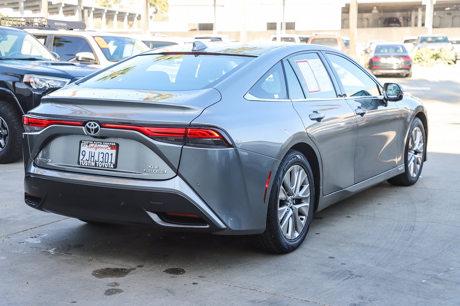 Certified Used 2023  Toyota XLE image 6