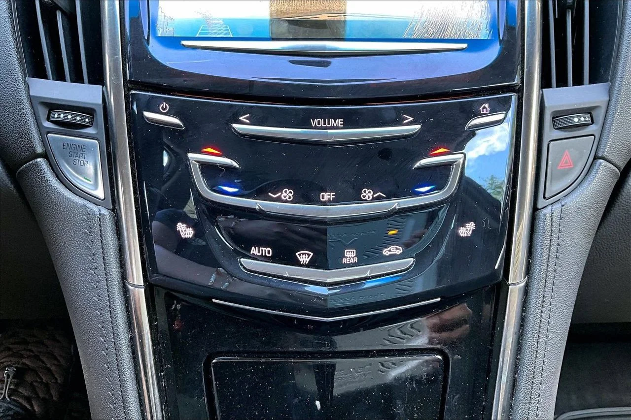 Used 2018 Gray Cadillac 2.0L Turbo image 18