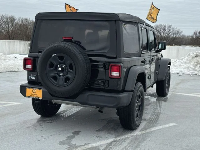Used 2022 Black Jeep Unlimited Sport image 7