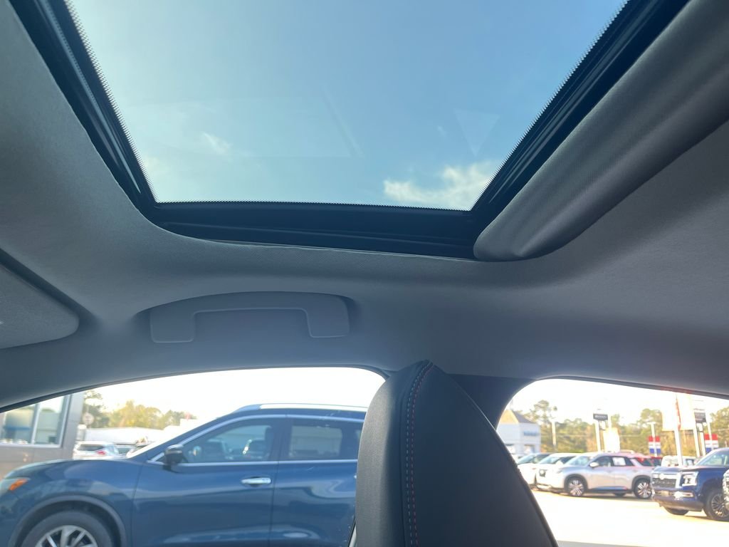 2026 Nissan Sentra SR - Photo 22