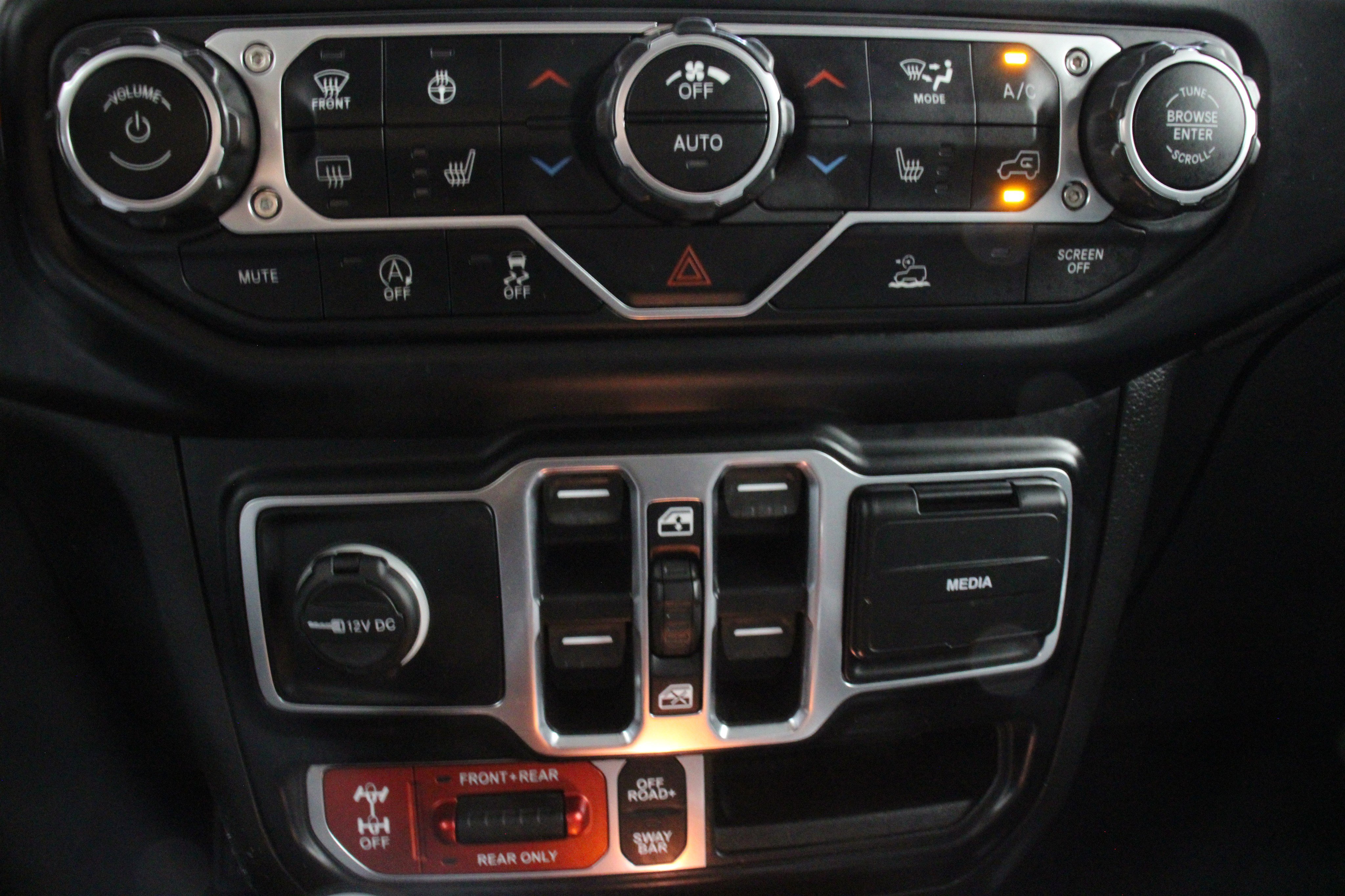 Used 2021 Hydro Blue Pearlcoat Jeep Rubicon image 20