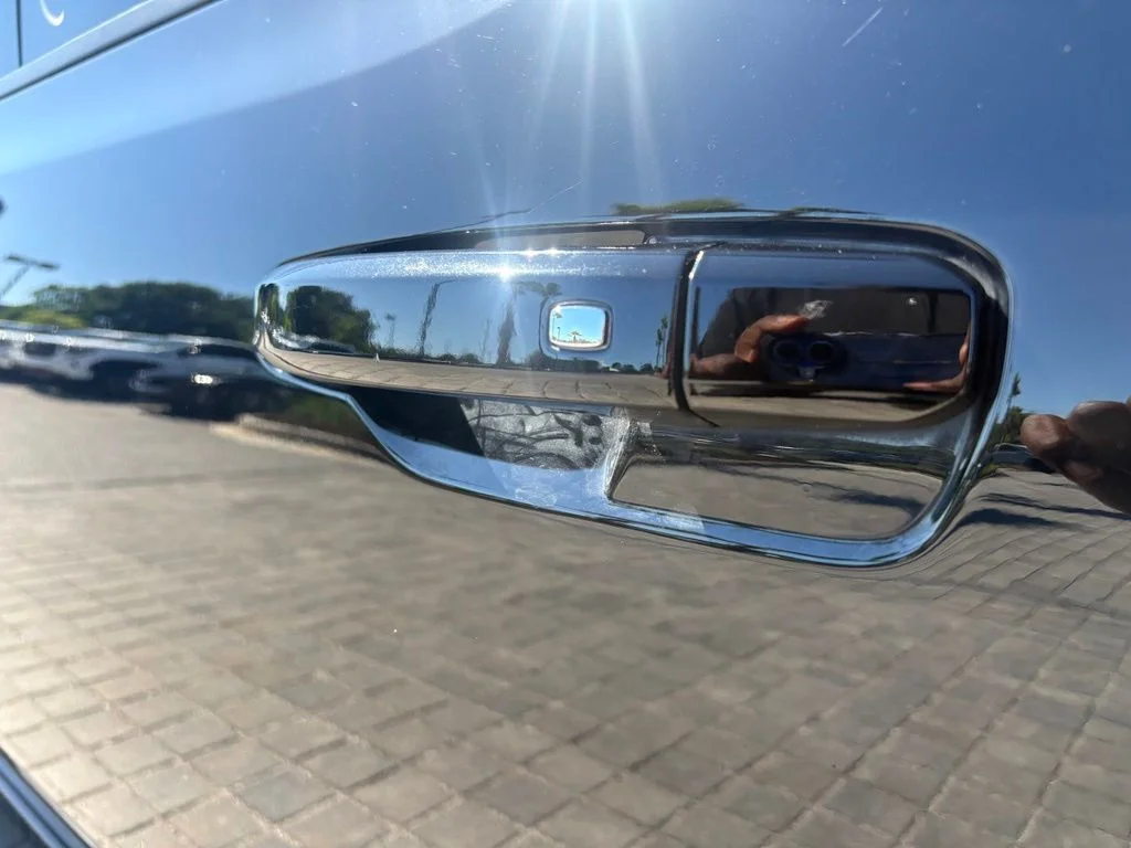 Used 2024 Black GMC 2X image 10