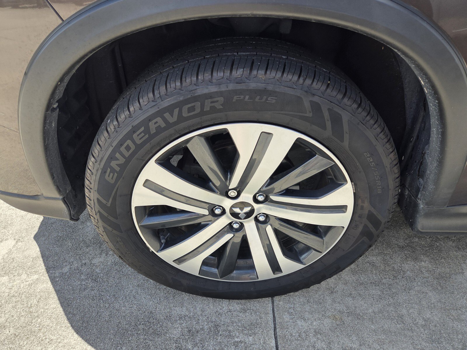 Used 2021  Mitsubishi 2.0 ES image 1