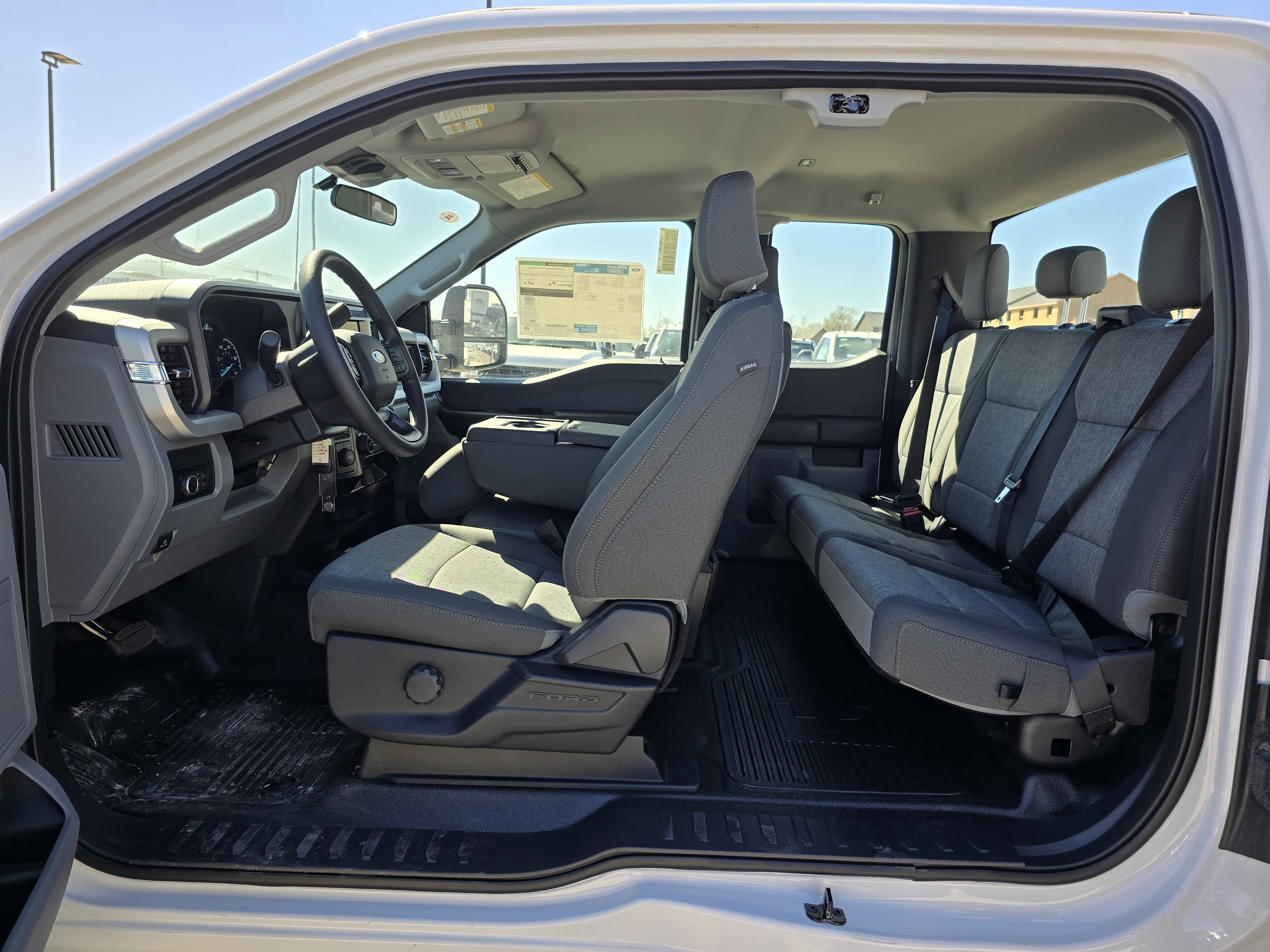 New 2026 Oxford White Ford XL image 29