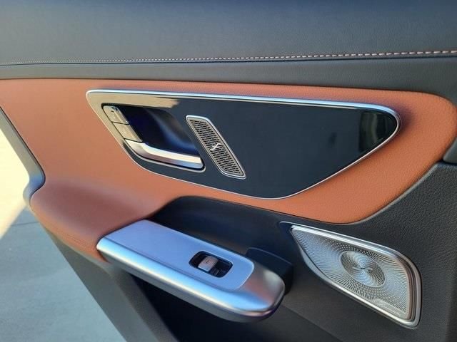 New 2026 Verde Silver Metallic Mercedes-Benz GLC 300 image 19
