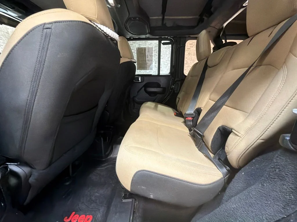 Used 2018 Black Clearcoat Jeep Unlimited Sport S image 13