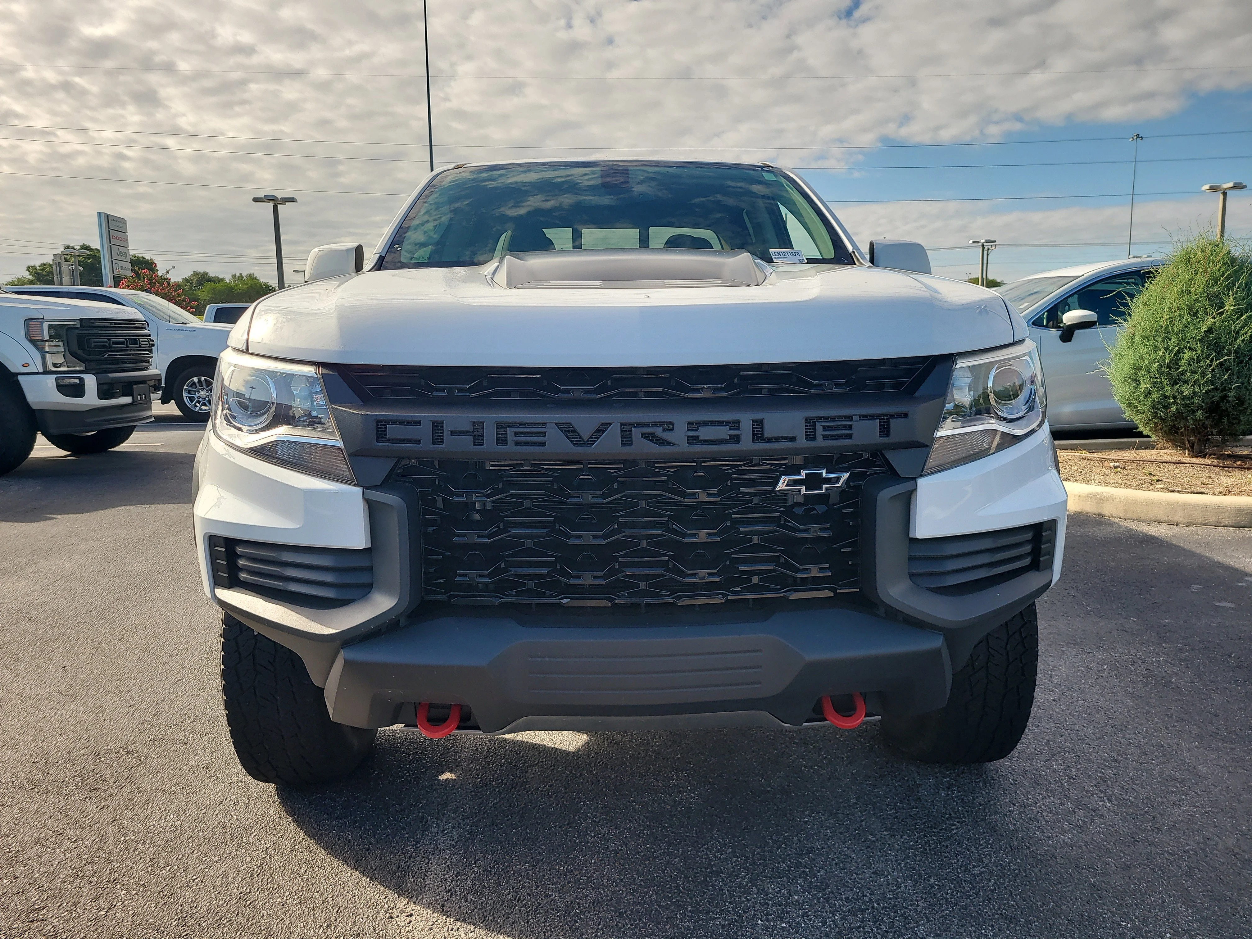 Used 2022 Summit White Chevrolet 4WD ZR2 image 2