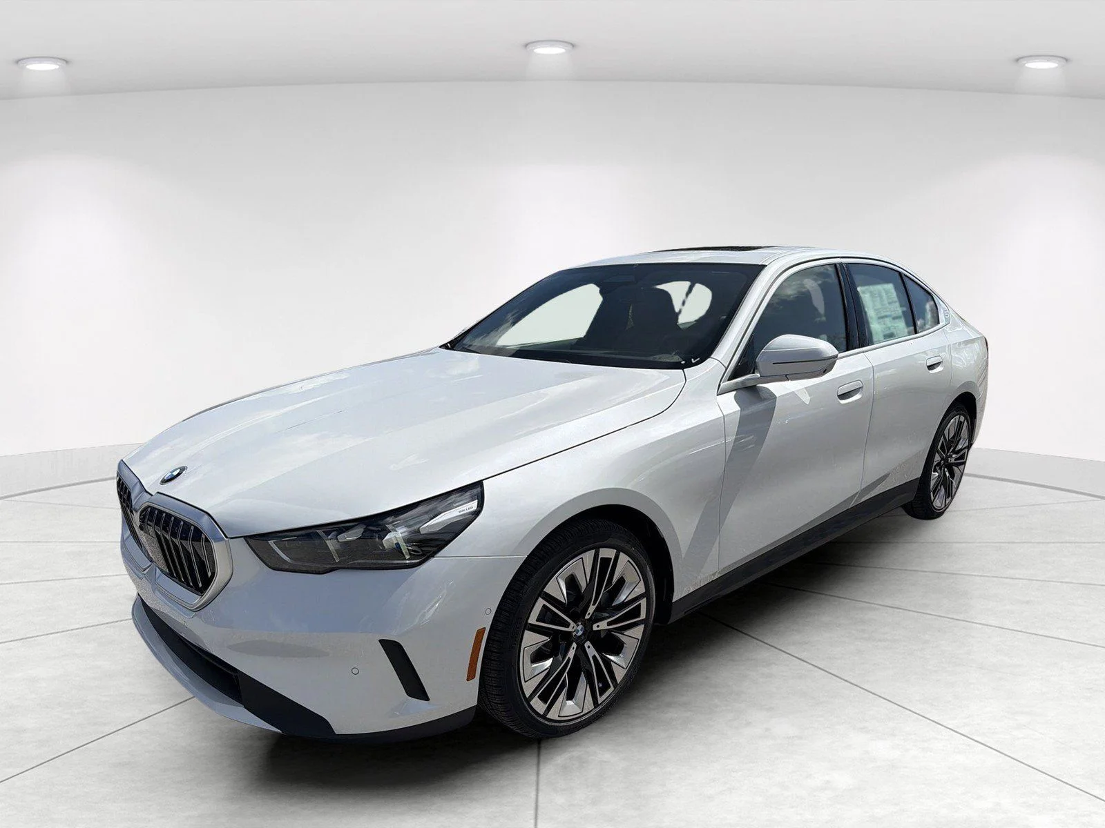 New 2027 Mineral White Metallic BMW 530i image 8