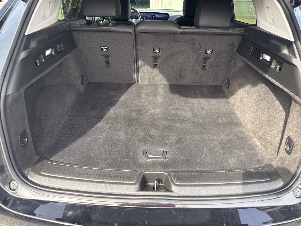 Used 2025 Black Buick Preferred image 9