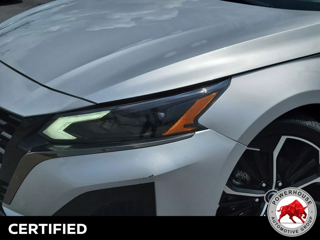 Used 2024 Silver Nissan 2.5 SR image 10