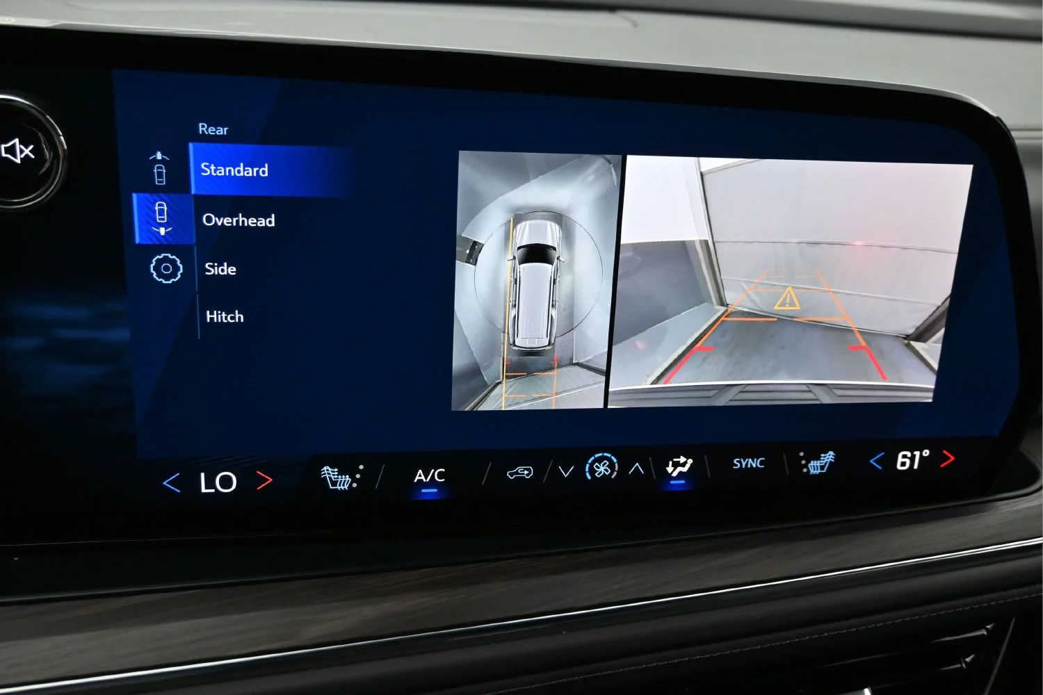 Used 2025 Summit White Chevrolet LT image 7