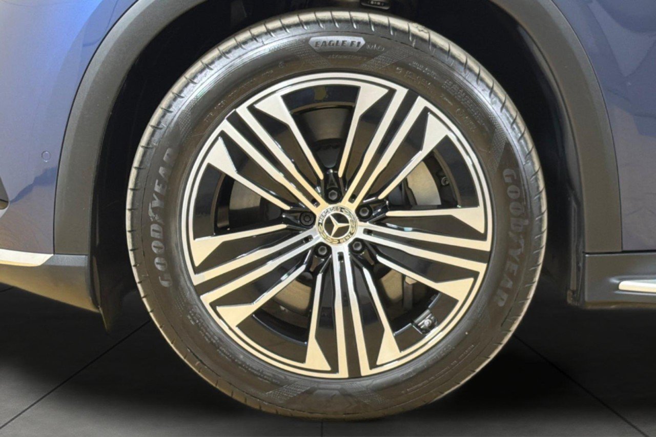 Used 2024 Twilight Blue Metallic Mercedes-Benz EQS 450+ image 25