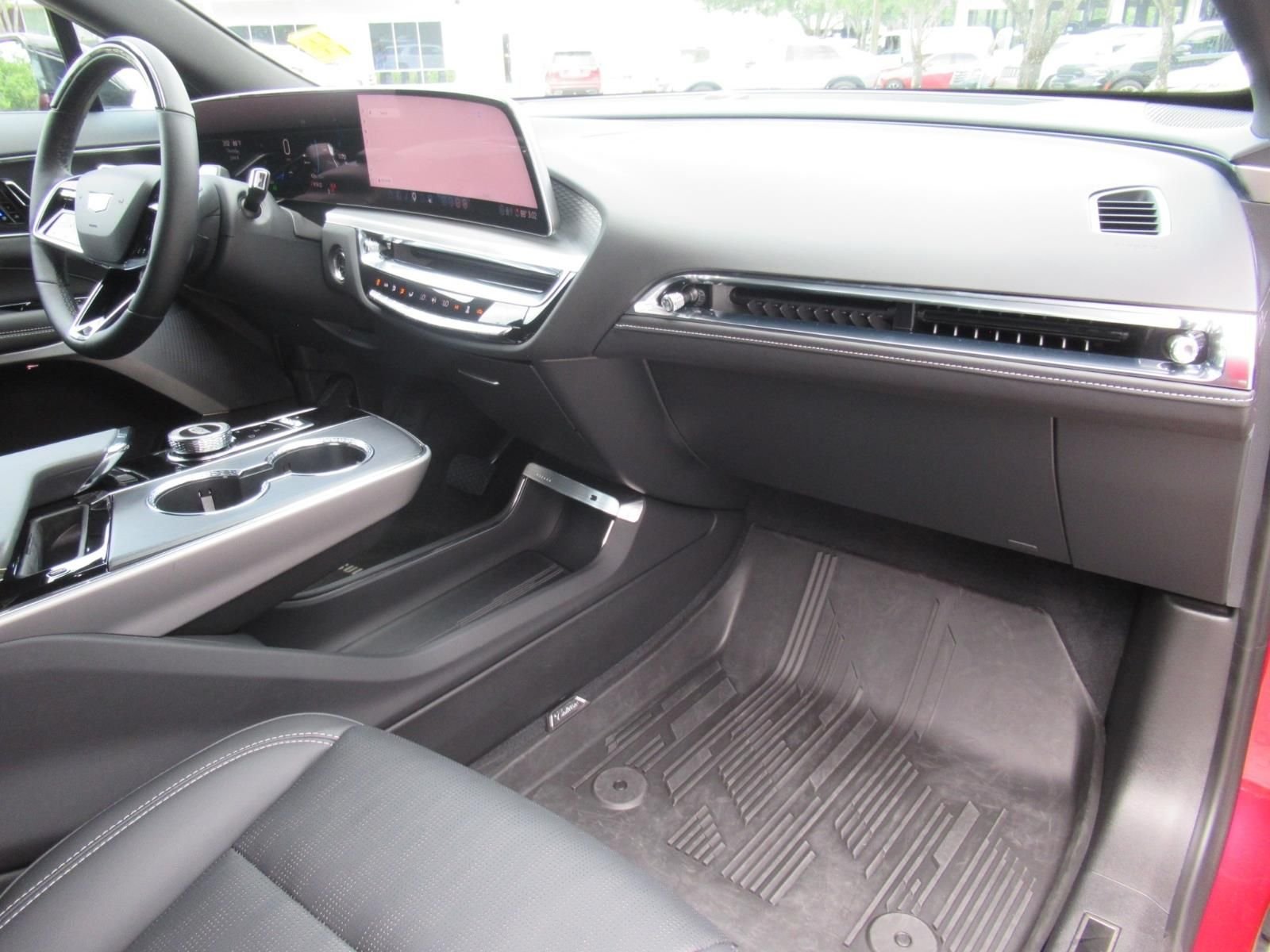 Used 2025 Red Cadillac Luxury image 12