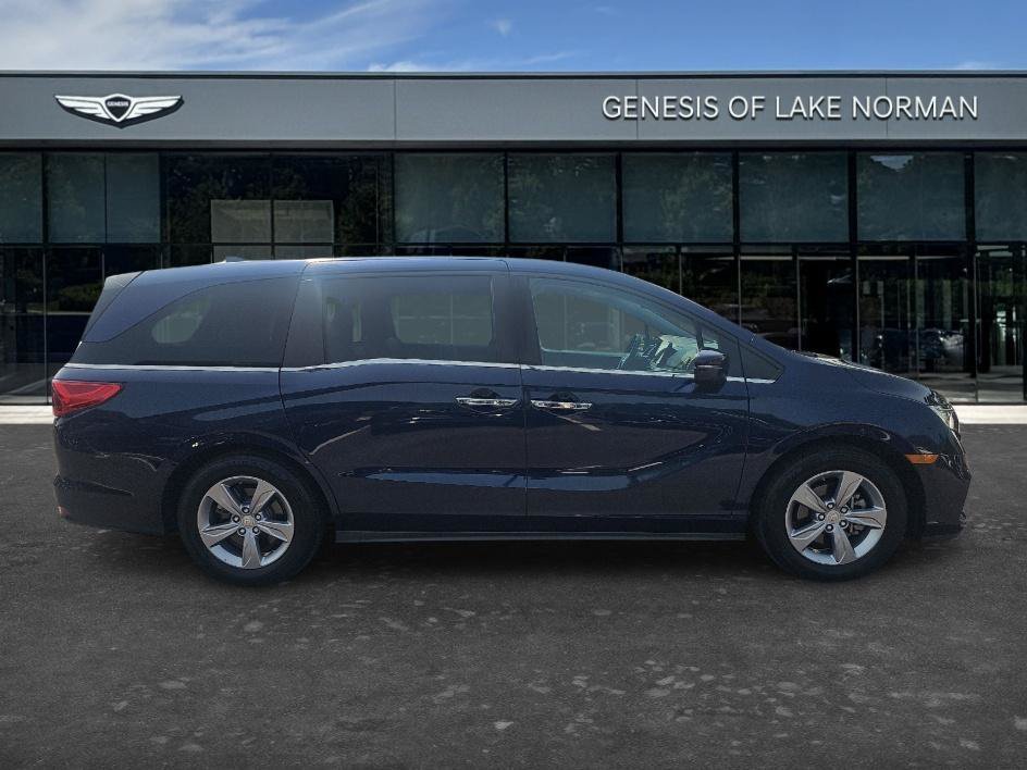 Used 2018 Obsidian Blue Pearl Honda EX-L image 4