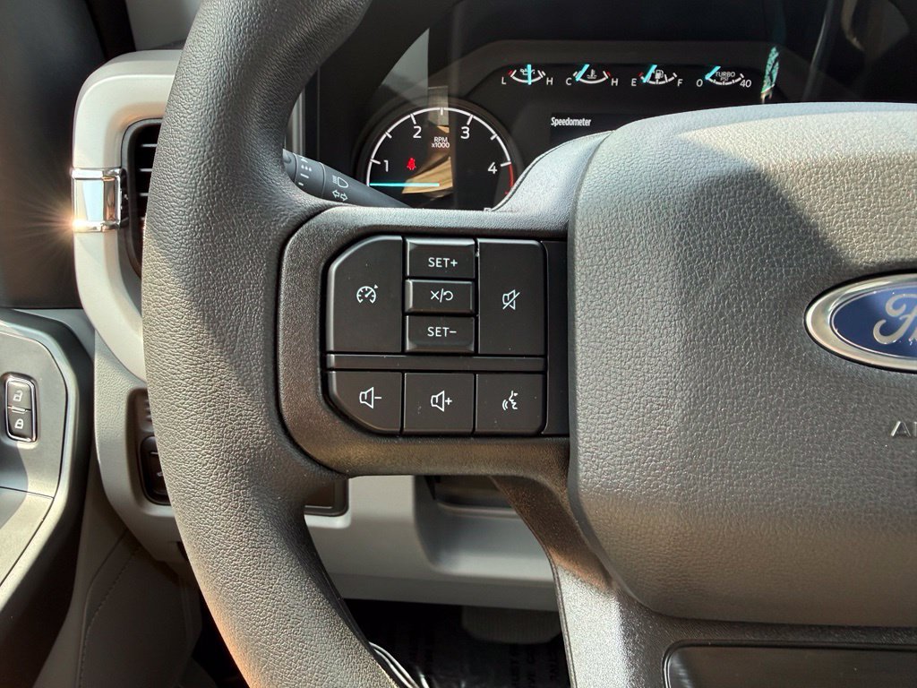 New 2026 White Ford XL image 31