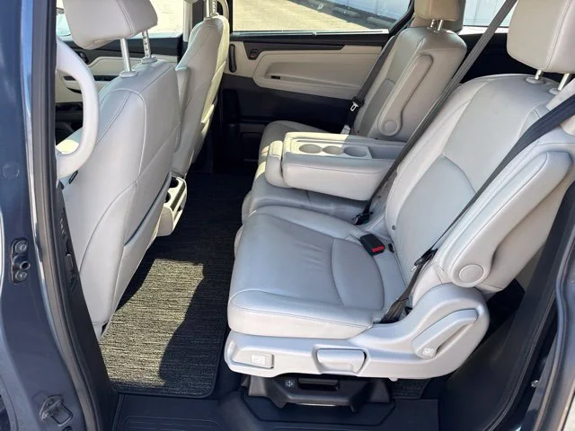 Used 2025 Silver Honda EX-L image 18