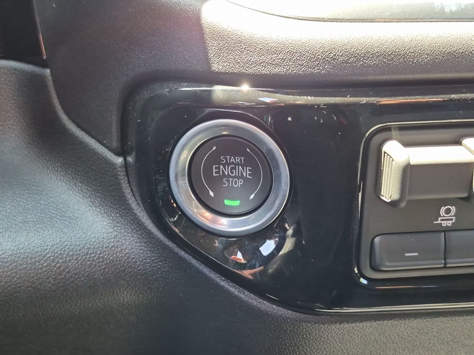 2026 GMC Sierra 3500HD SLE - Photo 16
