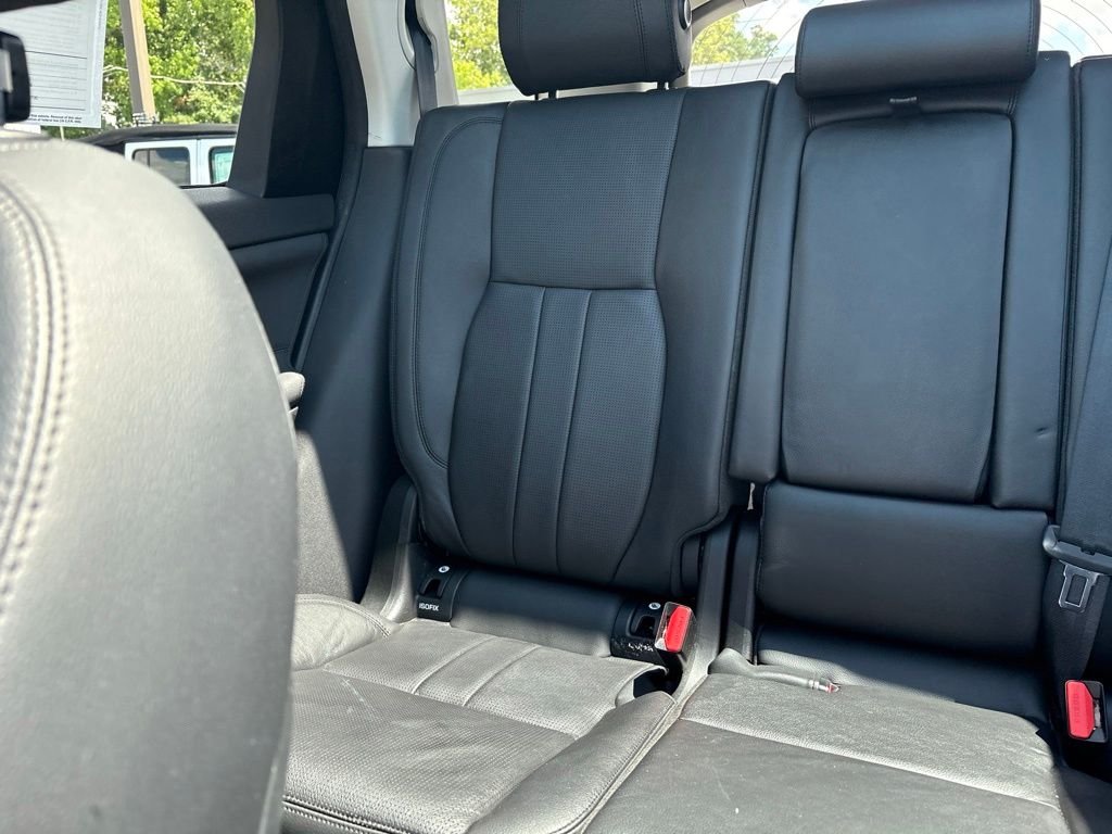 Used 2019 Gray Land Rover  image 10