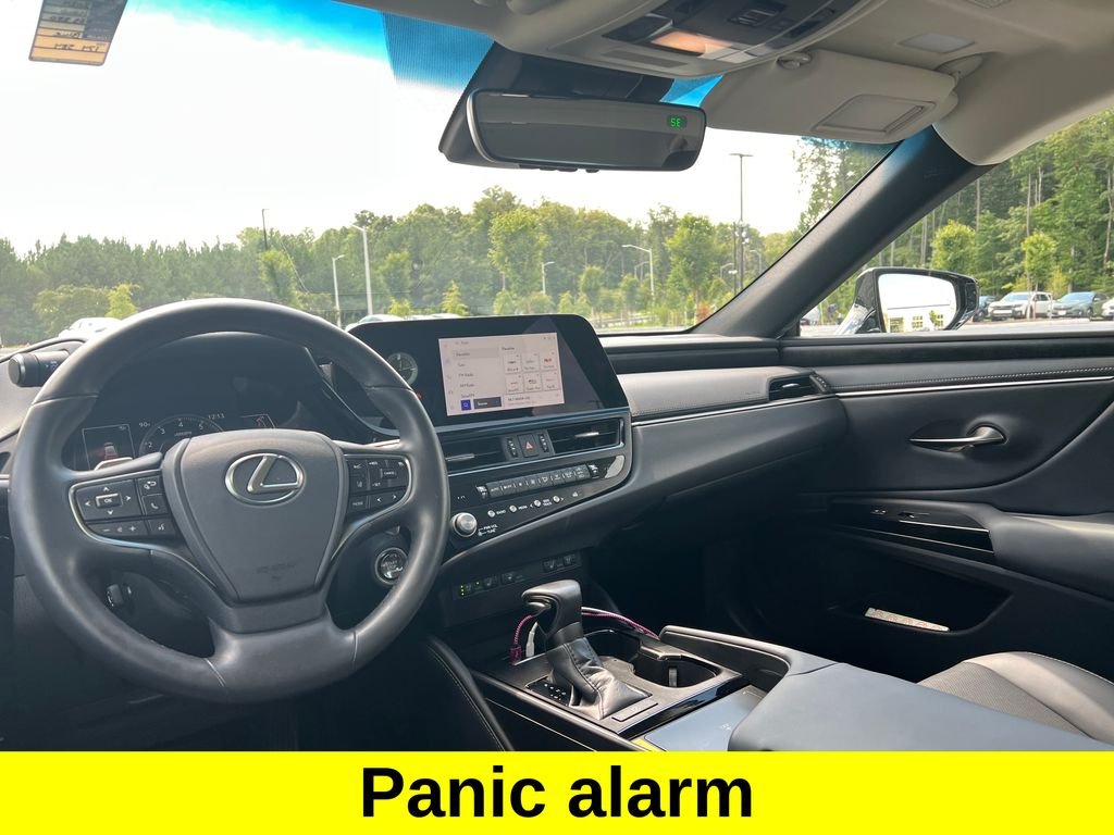 Used 2024  Lexus 350 image 25
