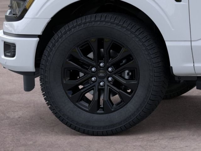 New 2026 Oxford White Ford XLT image 19