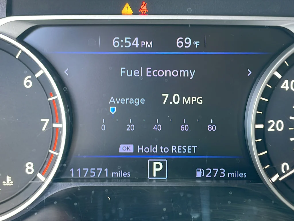 Used 2019 White Nissan 2.5 S image 12