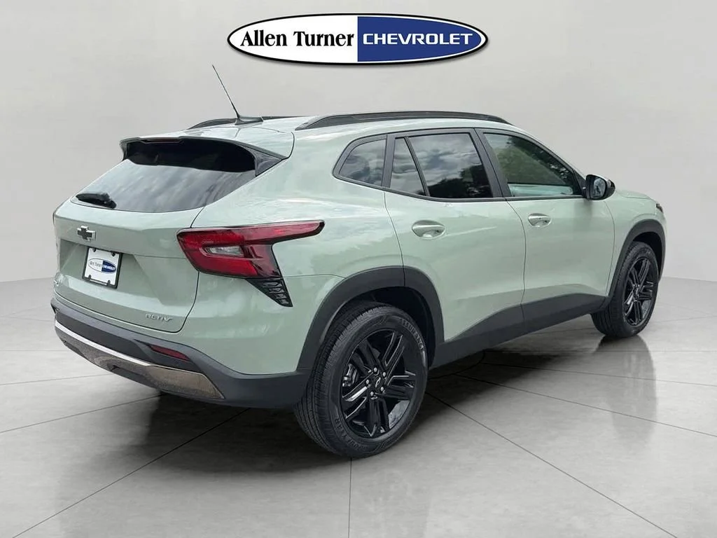 New 2026 Cacti Green Chevrolet ACTIV image 4