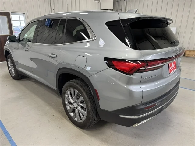 Used 2025 GRAY BUICK Preferred image 7