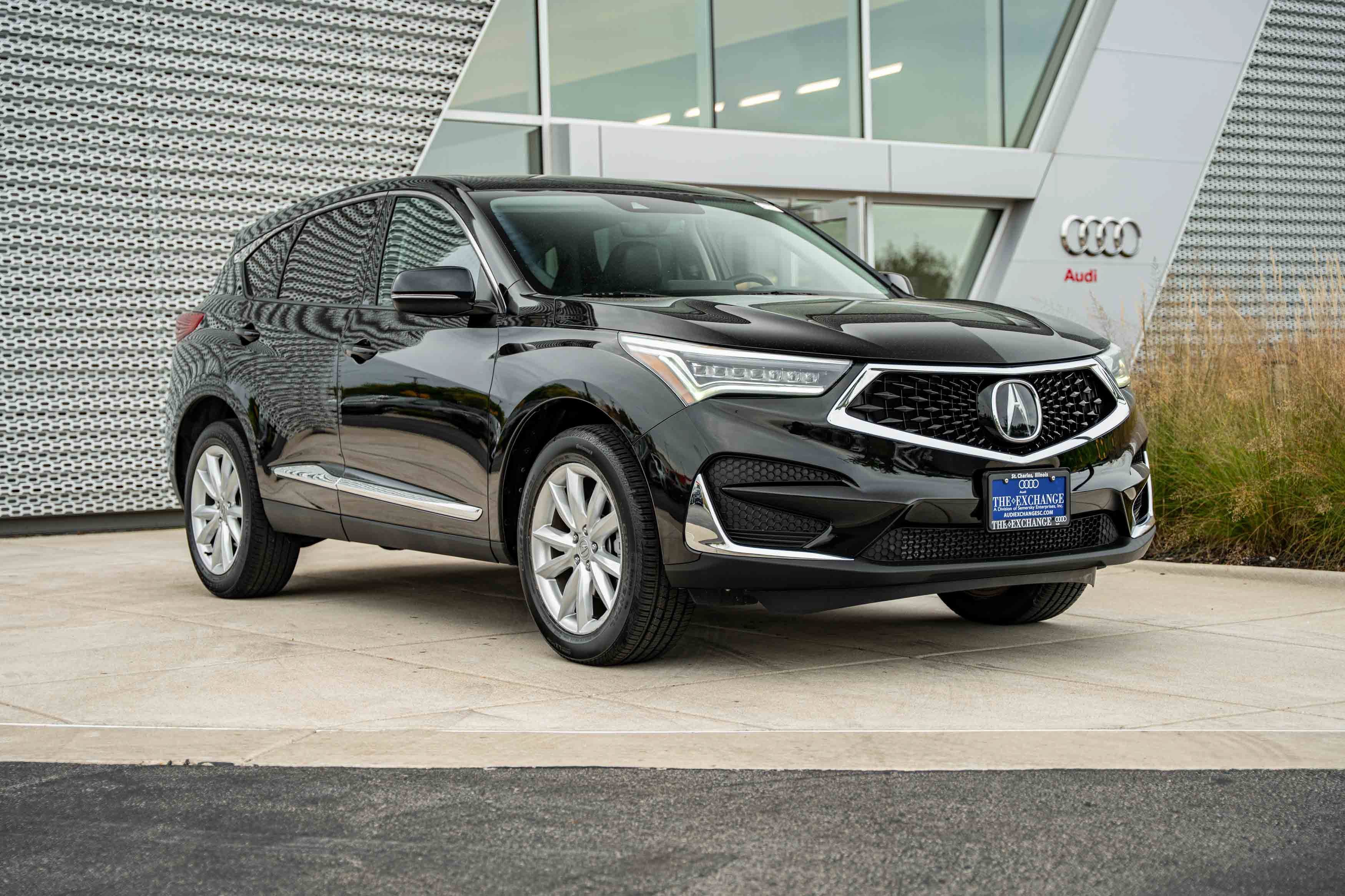 Used 2021 Majestic Black Pearl Acura Base image 1