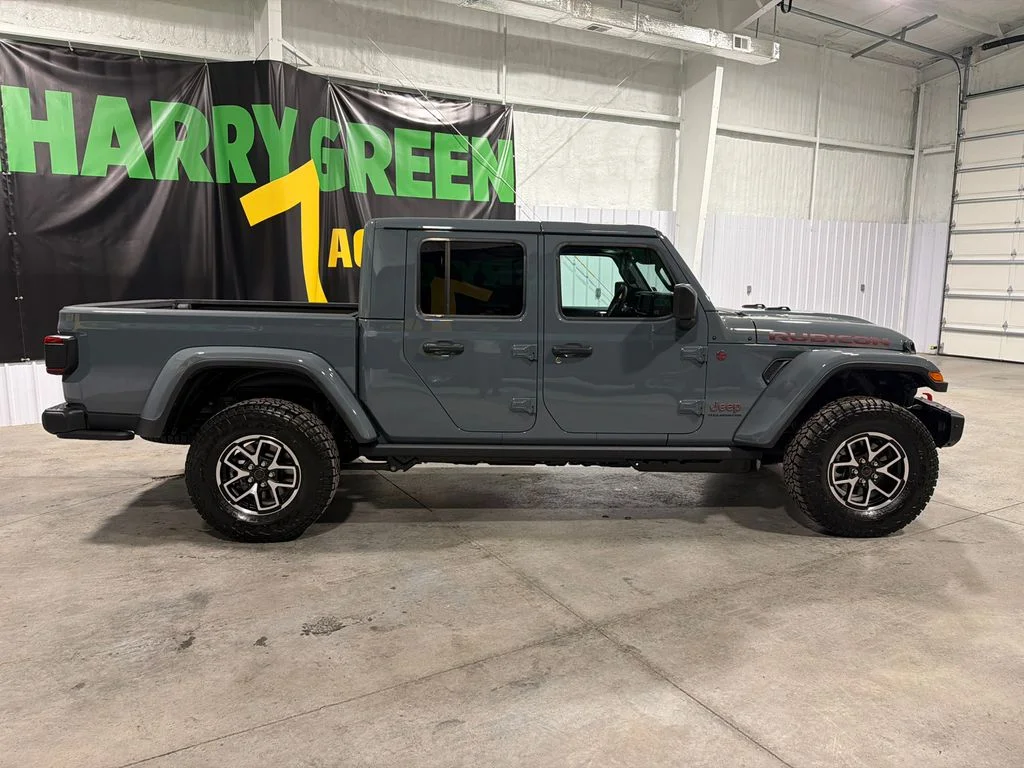 New 2026 Anvil Clear-Coat Exterior Paint Jeep Rubicon X image 4
