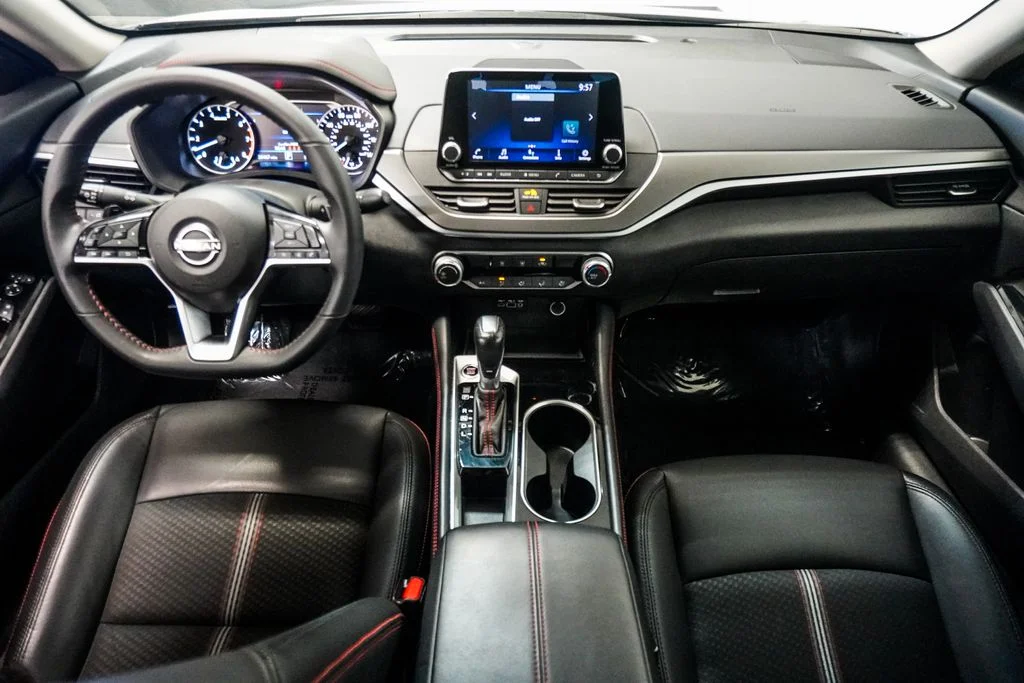 Used 2025 Gray Nissan 2.5 SR image 12
