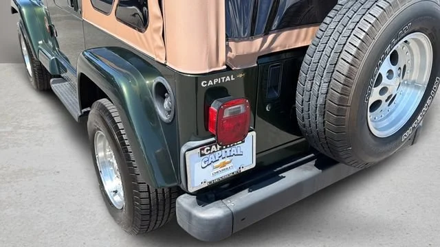 Used 1998 Green Jeep Sahara image 36