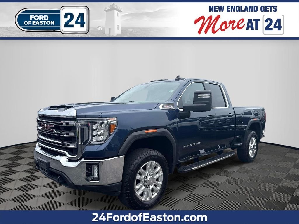 Used 2020 Blue GMC SLE image 1