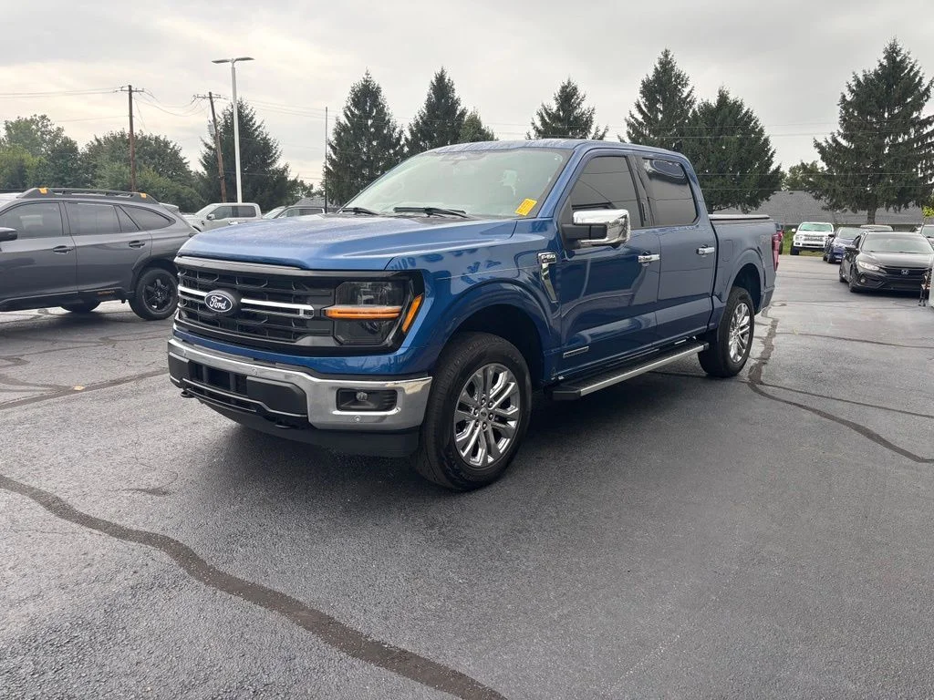 Used 2024 Blue Ford XLT image 2