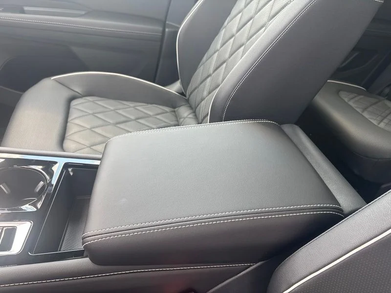 New 2026 White/off-white Volkswagen 2.0T SEL Premium R-Line image 42