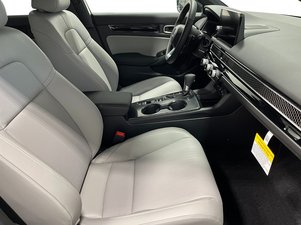 New 2026 Platinum White Pearl Honda Sport Touring image 28