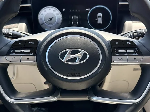 Used 2023 Gray Hyundai SEL image 18