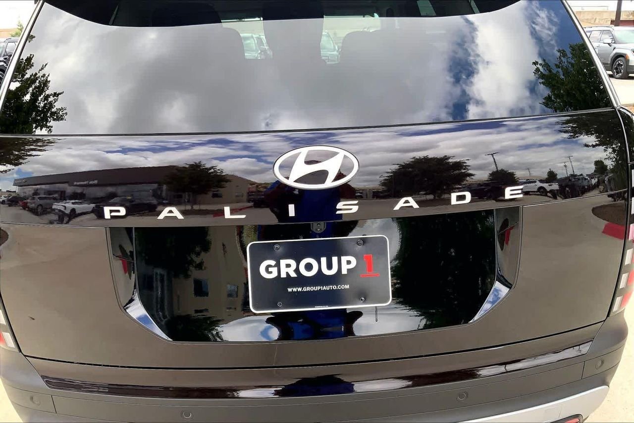 New 2026 Galaxy Maroon Pearl Hyundai SE FWD image 15