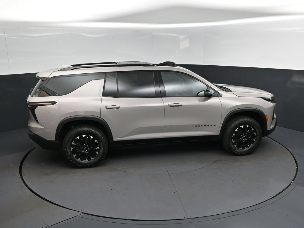 2027 Chevrolet Traverse Z71 - Photo 35
