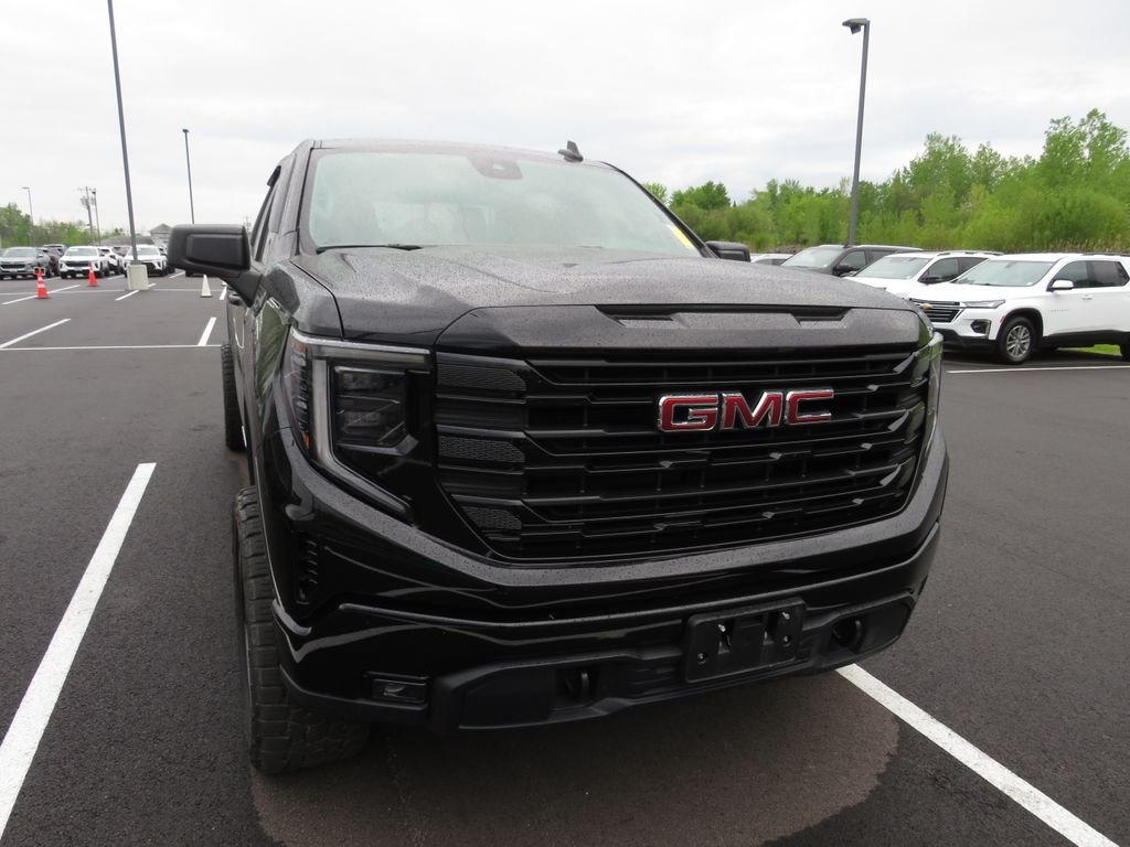 Used 2025 Black GMC Elevation image 5